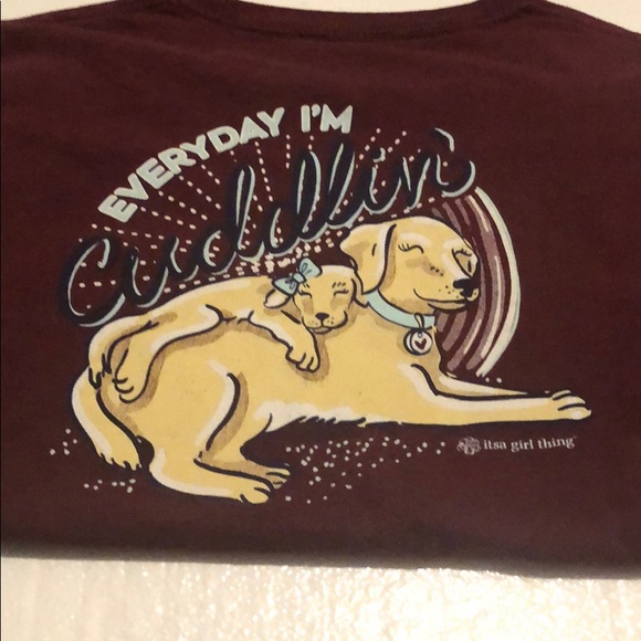 A red longsleeve - Picture 2 of 3